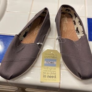 Toms Alpargata- ash color. Size 8